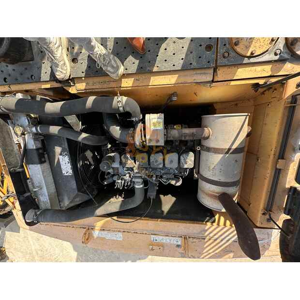 2022 Hyundai 225LC-9T-41668683