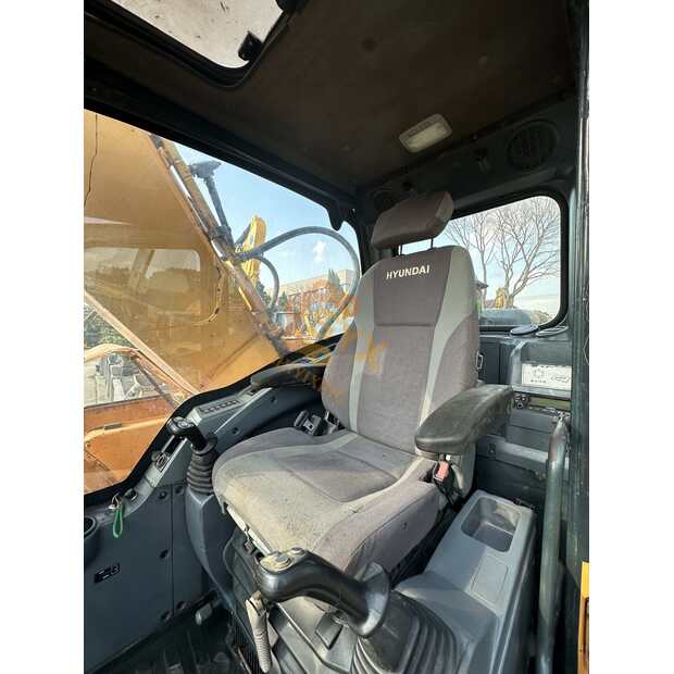 2022 Hyundai 225LC-9T-41668684