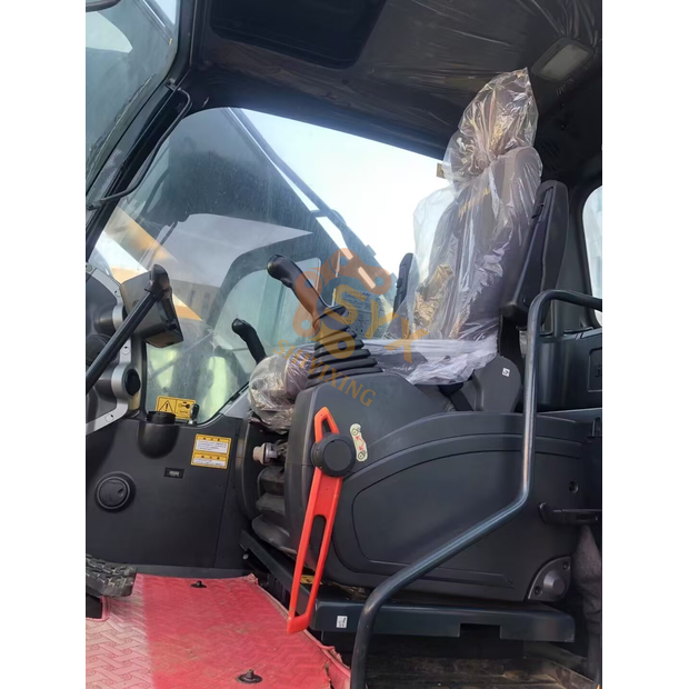 2021 Hyundai 350L VS-41668744