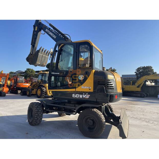 2022 هيونداي R60W-9-41668818