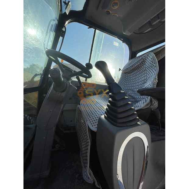 2022 هيونداي R60W-9-41668820
