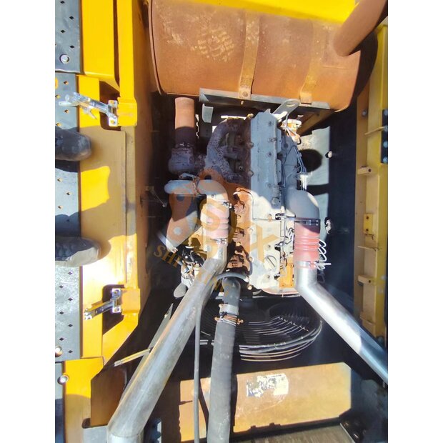 2025 Hyundai R330LC-9S-41668862