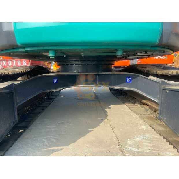 2023 كوبيلكو SK135SR-41669000