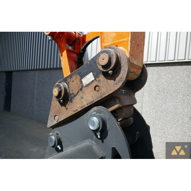 2021 Hitachi ZX210LC-6-41669751