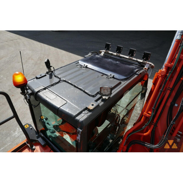 2021 Hitachi ZX210LC-6-41669756