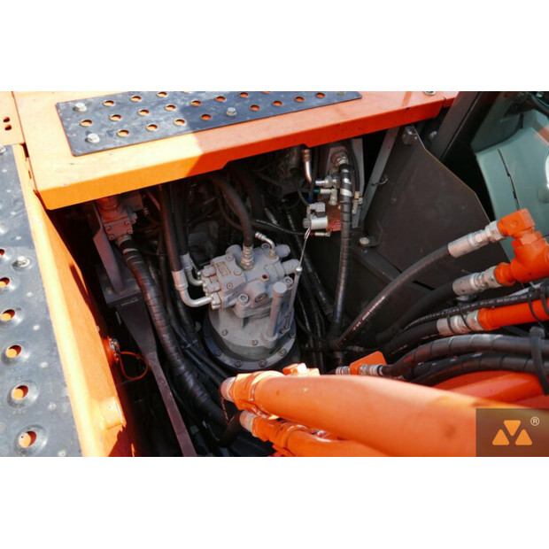2021 Hitachi ZX210LC-6-41669761