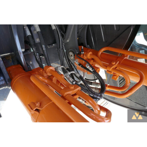 2021 Hitachi ZX210LC-6-41669764