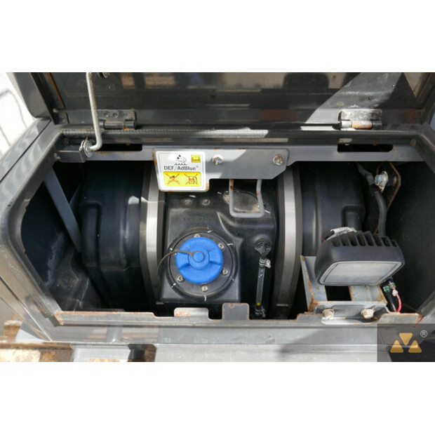 2021 Hitachi ZX210LC-6-41669766