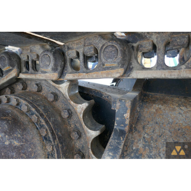 2021 Hitachi ZX210LC-6-41669774