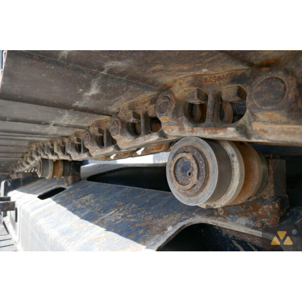 2021 Hitachi ZX210LC-6-41669780