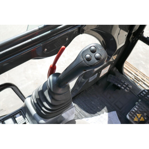 2021 Hitachi ZX210LC-6-41669797