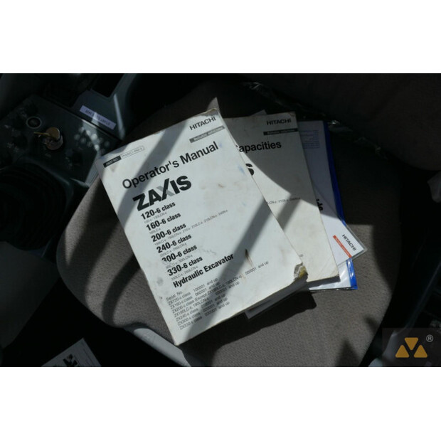 2021 Hitachi ZX210LC-6-41669804