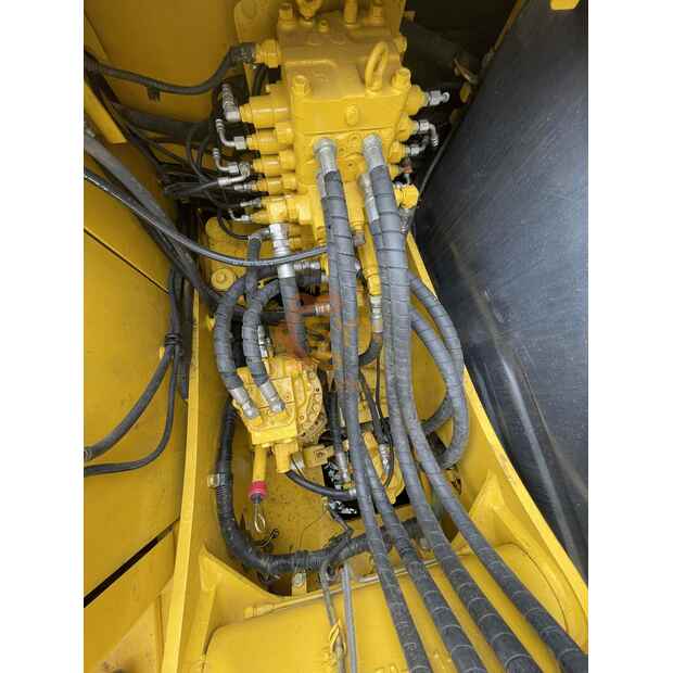 2021 Komatsu PC130-41669947