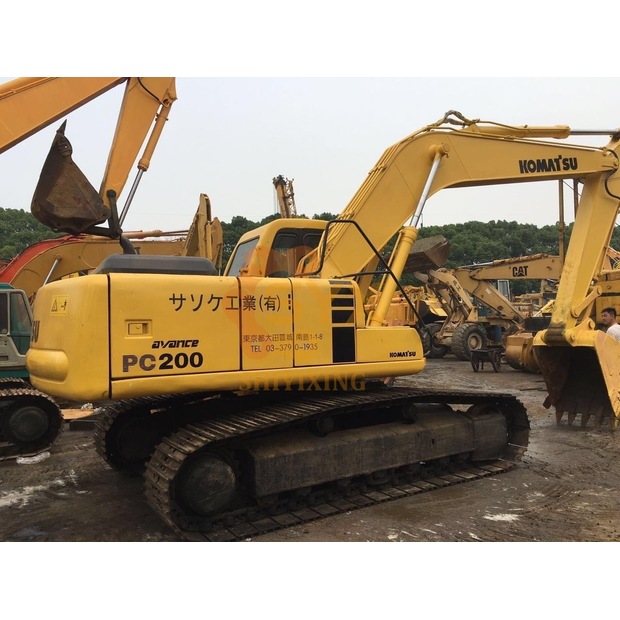 2021 Komatsu PC200-41670786