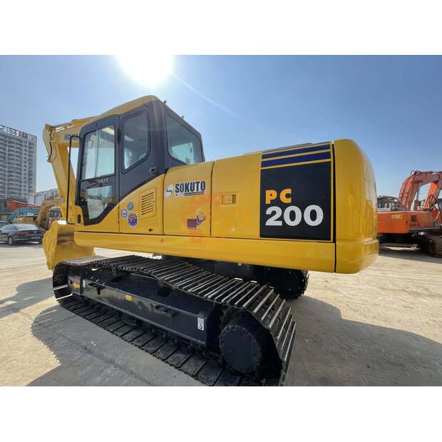 2022 Komatsu PC200-41670888