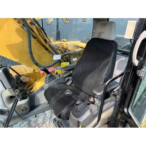 2010 كاتربيلر 323D LN-41672439