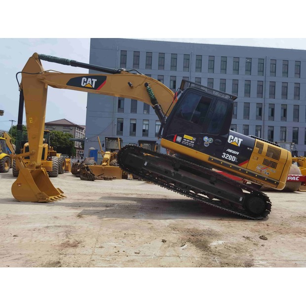 2021 Caterpillar 320DL-41675310