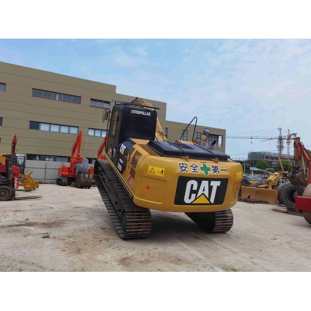 2021 Caterpillar 320DL-41675313
