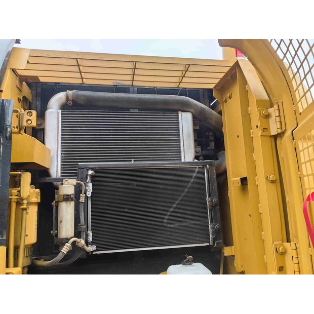 2021 Caterpillar 320D-41675356