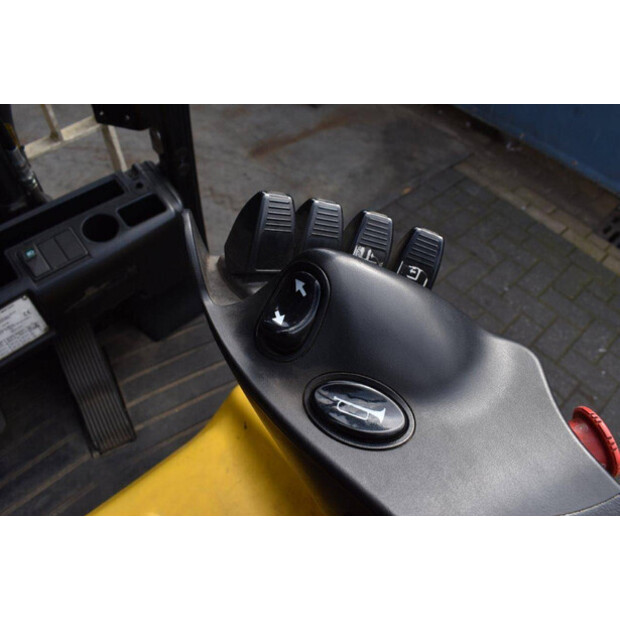 2016 Yale ERP16VF-41676605