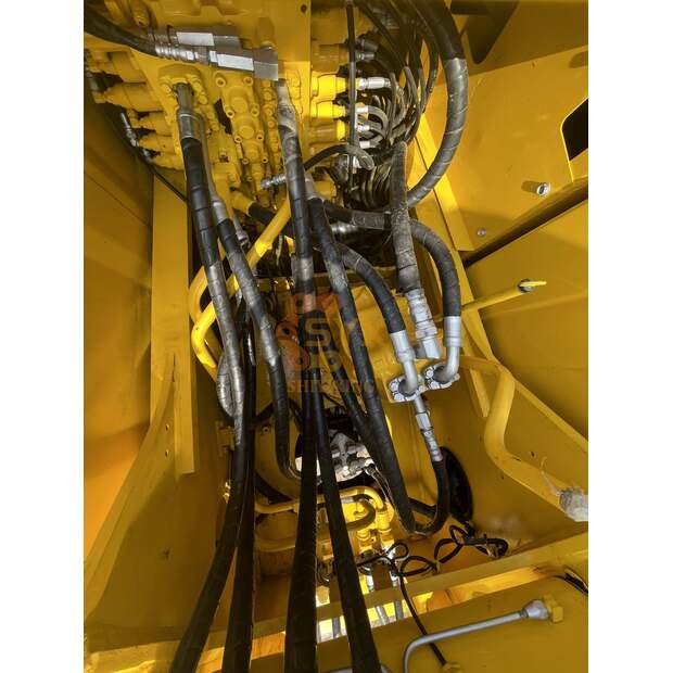 2023 Komatsu PC200-8-41690050