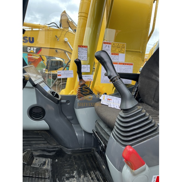 2022 Komatsu PC200-8-41690062