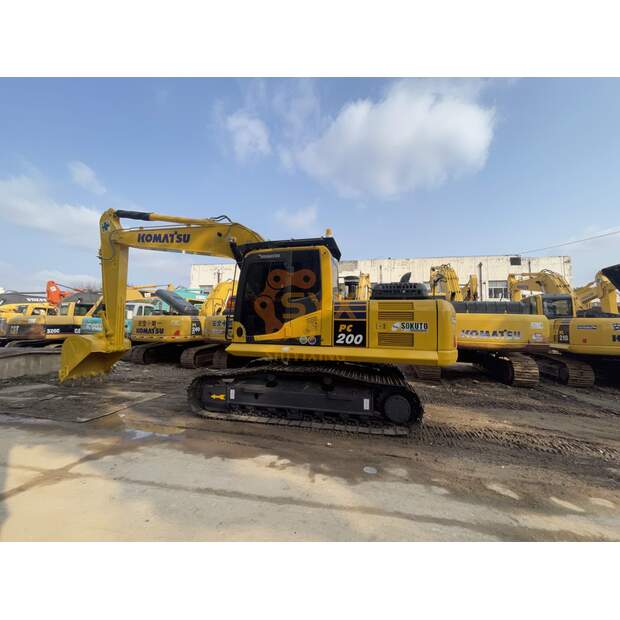 2023 Komatsu PC200-8N1-41690091