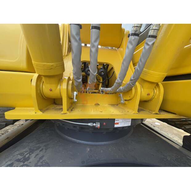 2023 Komatsu PC200-8N1-41690100