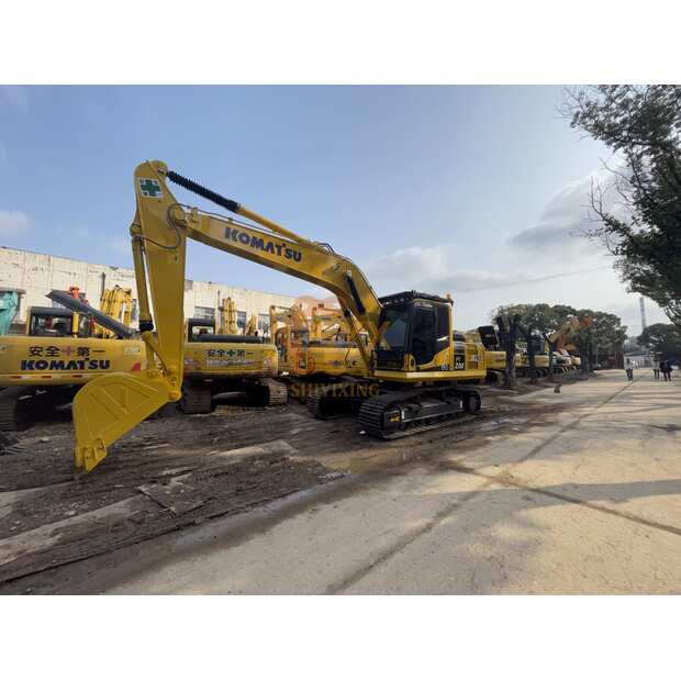 2023 Komatsu PC200-8N1-41690102
