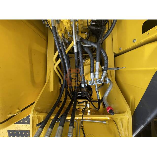 2023 Komatsu PC200-8N1-41690114