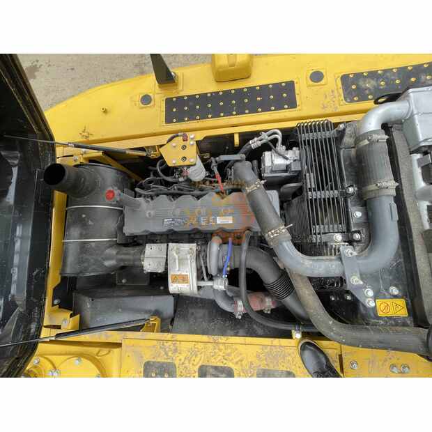 2022 كوماتسو PC200-8N1-41690149