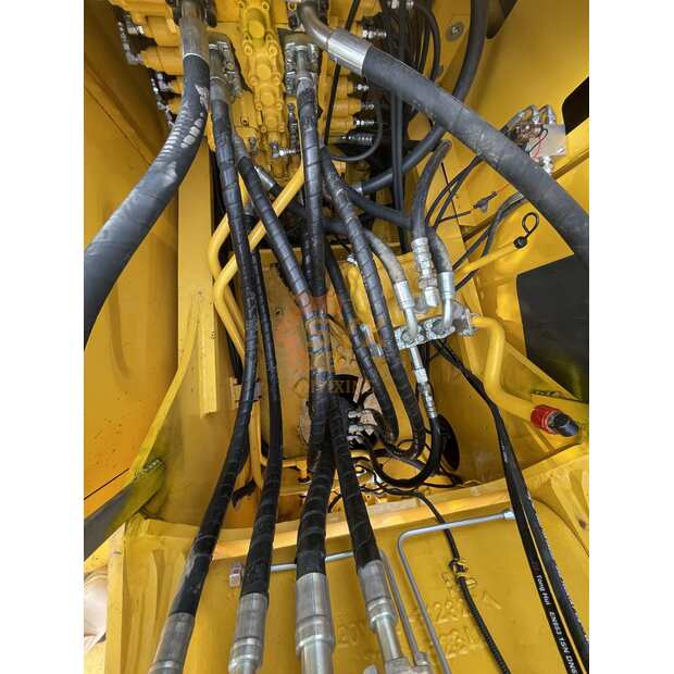 2022 Komatsu PC200-8N1-41690165