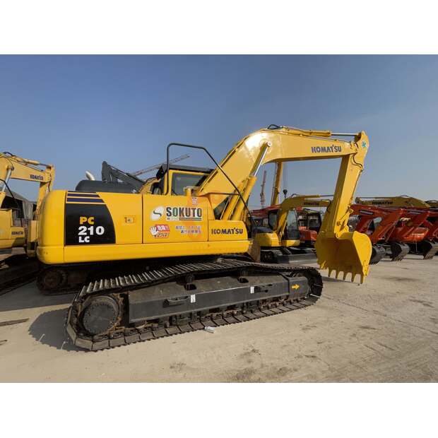 2022 Komatsu PC210-8LC-41690238