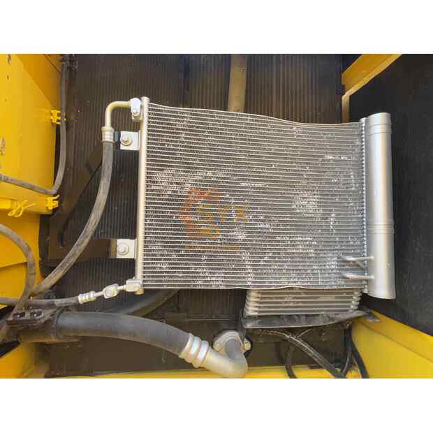 2022 Komatsu PC210-8LC-41690245