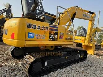صورة ل حفارات مجنزرة 2022 كوماتسو PC210-8LC