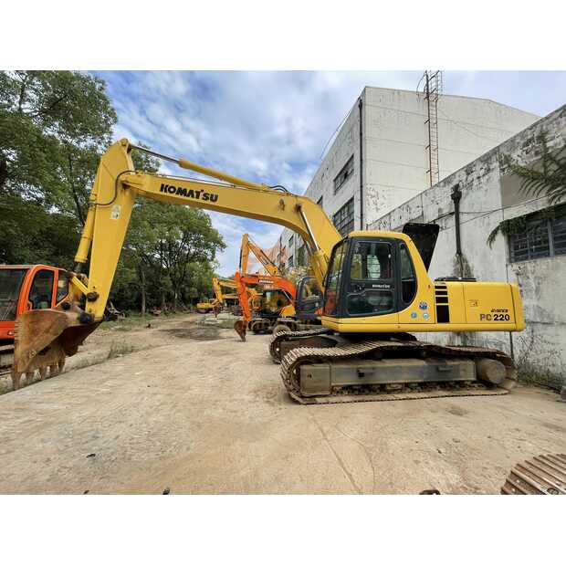 2022 Komatsu PC220-41690316