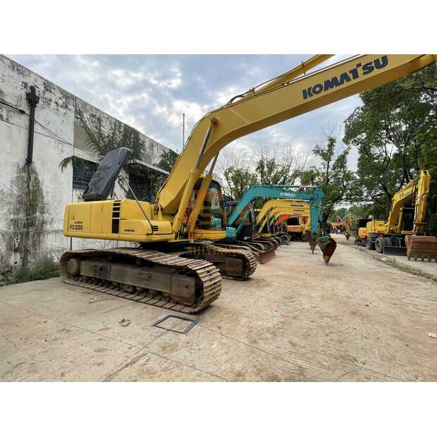 2022 Komatsu PC220-41690329