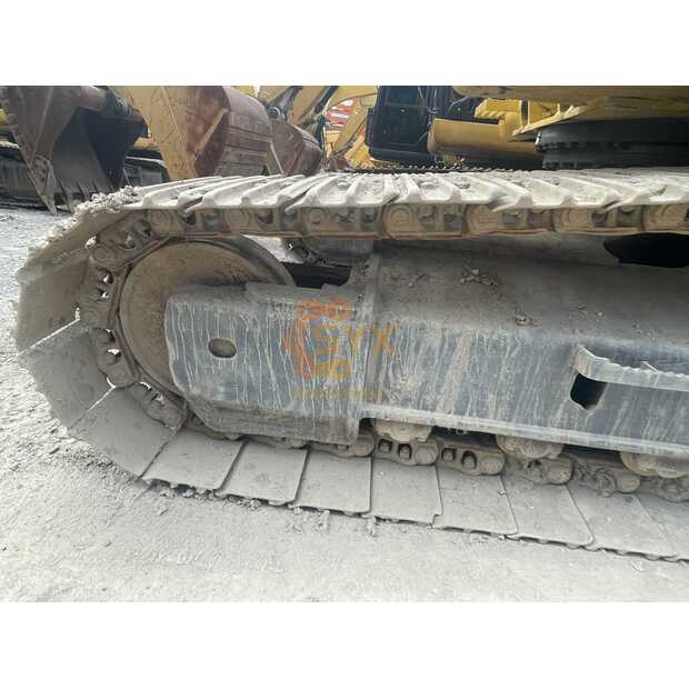 2022 كوماتسو PC220-41690354