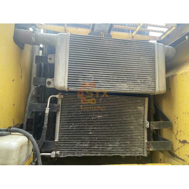 2022 كوماتسو PC220-41690356
