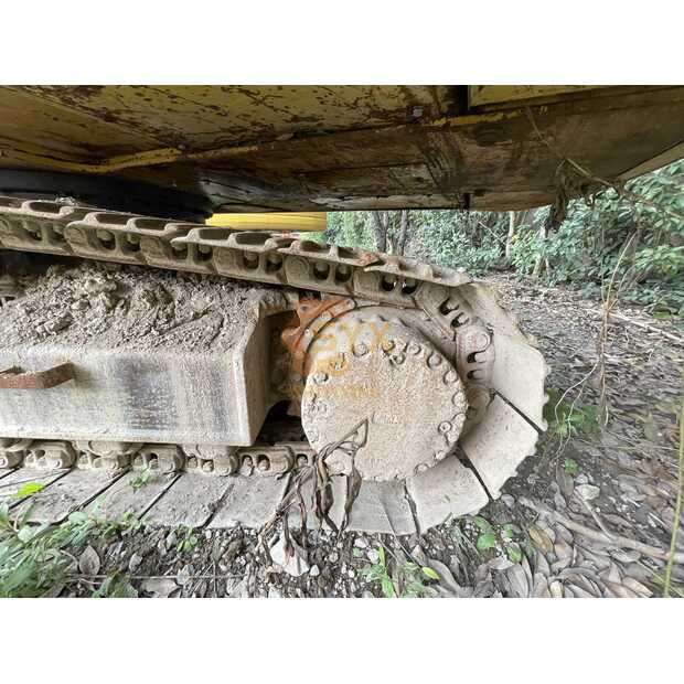 2022 Komatsu PC220-41690371