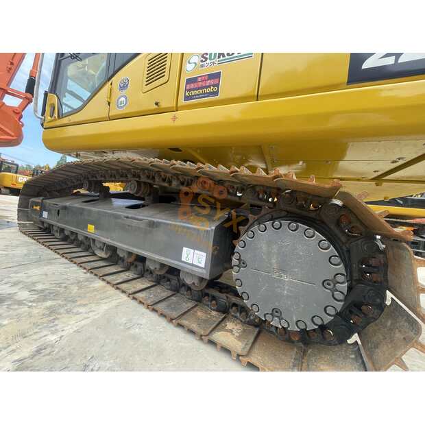 2021 Komatsu PC220-41690487