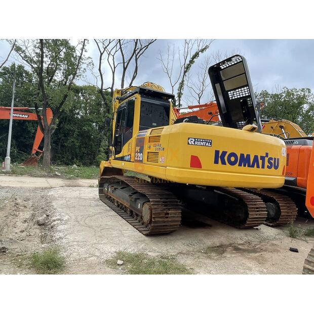 2023 Komatsu PC220-8-41690527