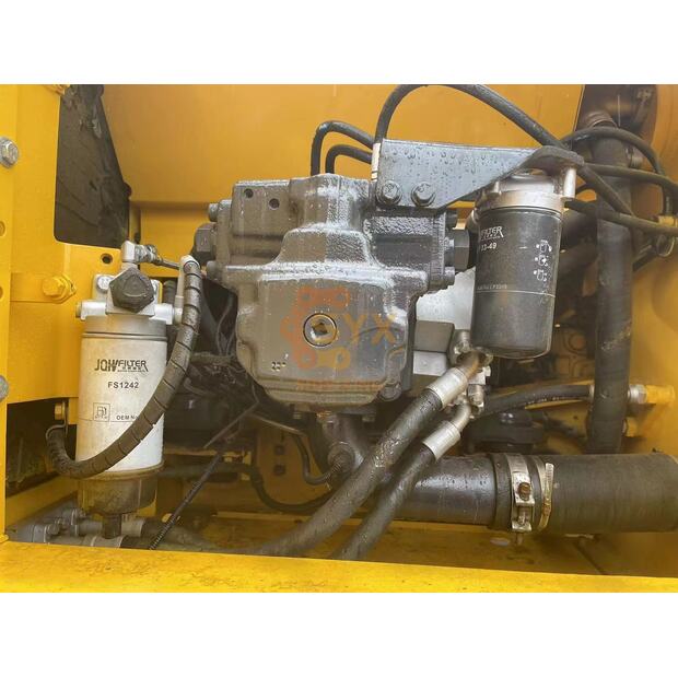 2022 Komatsu PC220-8-41690564