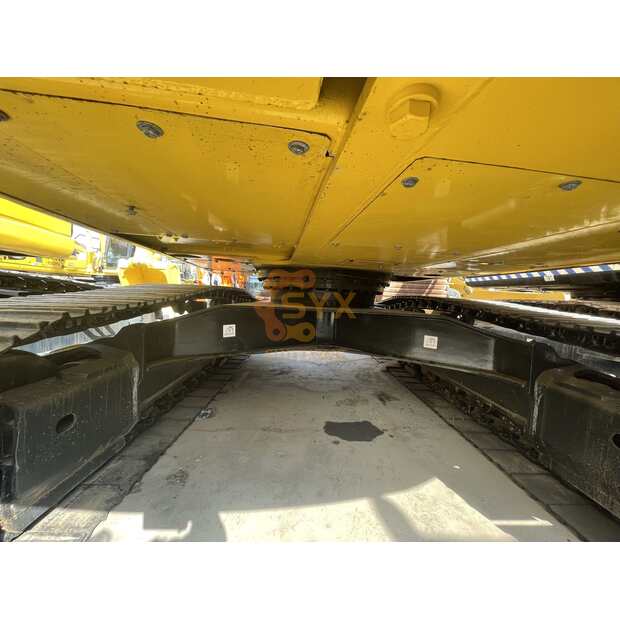 2023 Komatsu PC220-8-41690574