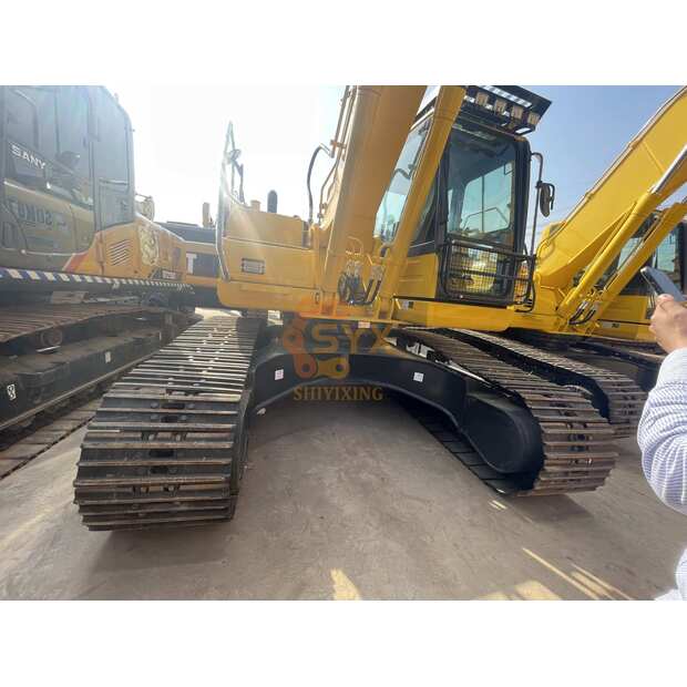 2023 Komatsu PC220-8-41690581