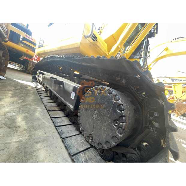 2023 Komatsu PC220-8-41690586