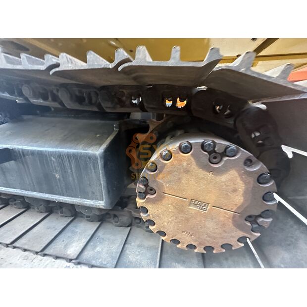 2023 Komatsu PC220-8-41690599
