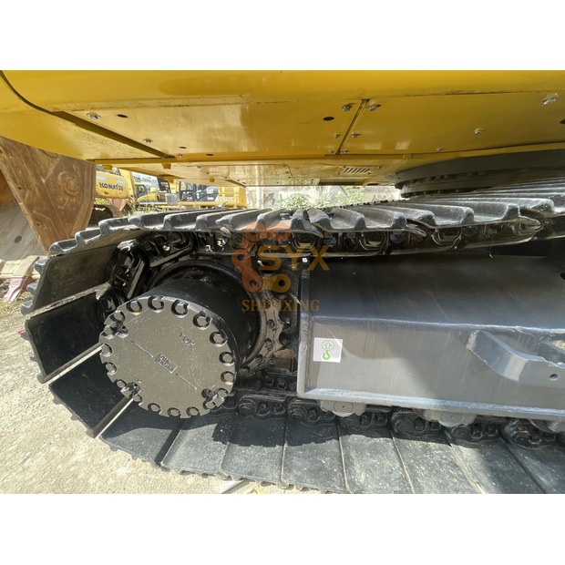 2022 كوماتسو PC220-8-41690621