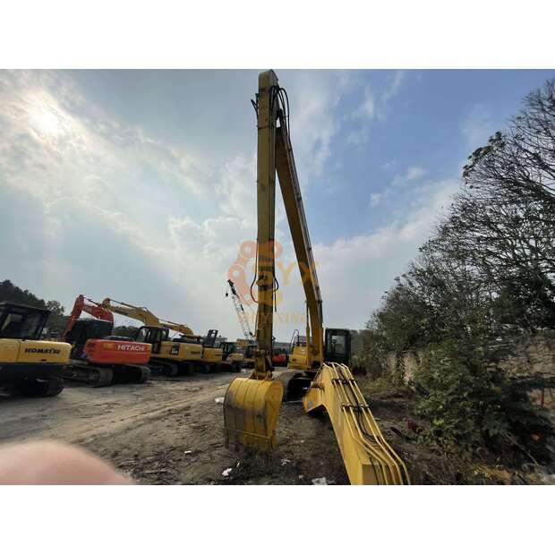2021 Komatsu PC220-8-41691206