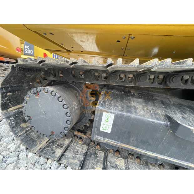 2023 Komatsu PC220-8MO-41691340